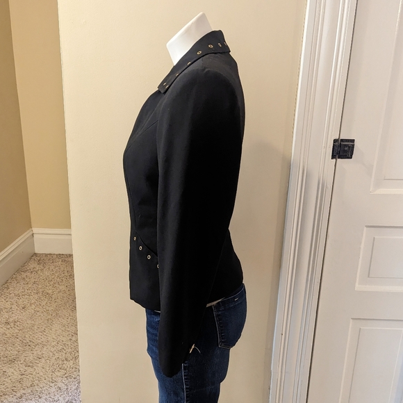 Gantos black with gold accents zip up blazer size 4 - Picture 2 of 7